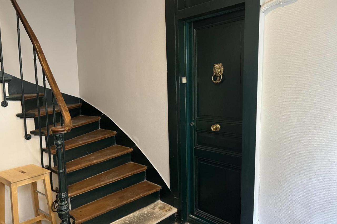 Charming Apartment In The Heart Of Parigi Esterno foto